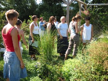 Führung durch den Garten von Ilse Wurm